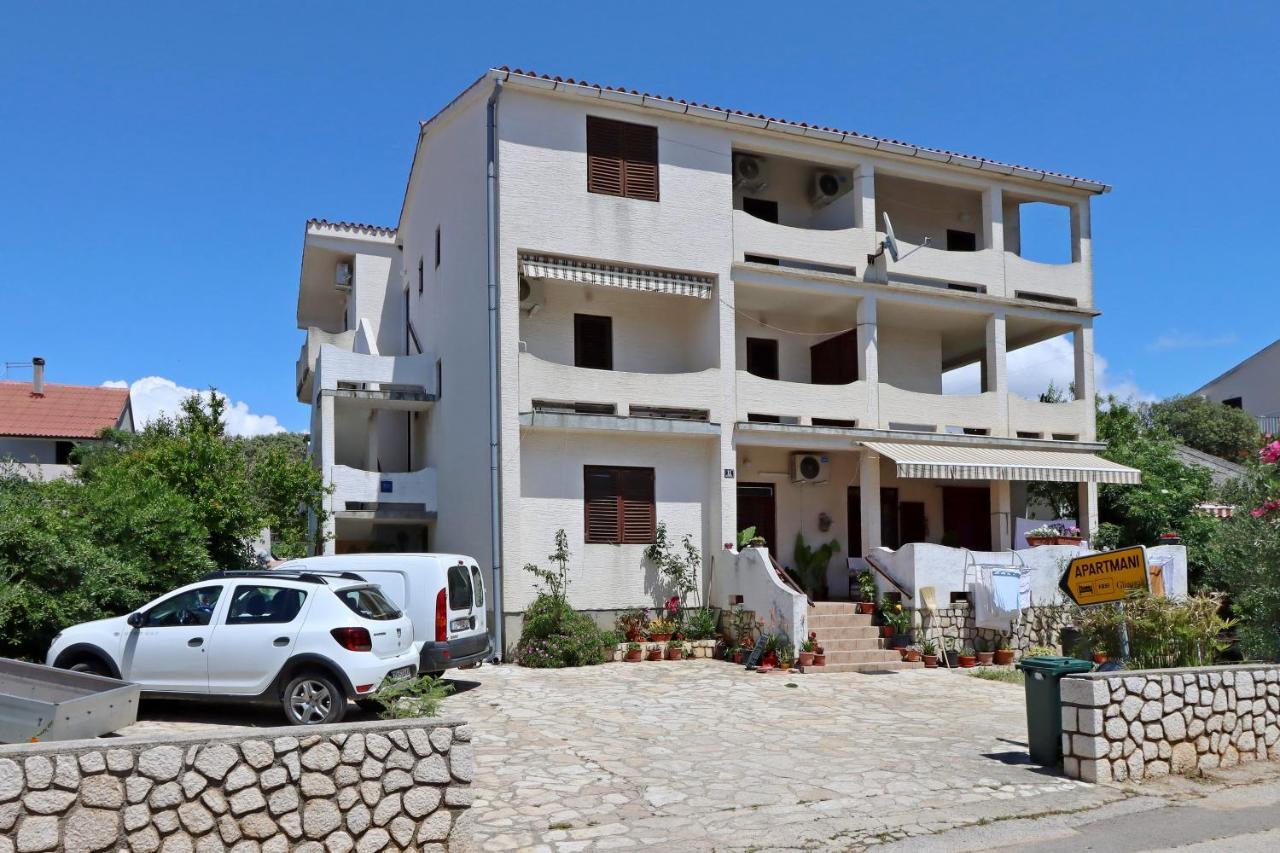 By The Sea Mandre, Pag - 3084 Apartment